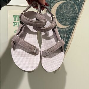 Teva Flatform Universal Sandal